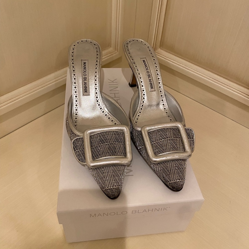 Manolo Classic silver shoes